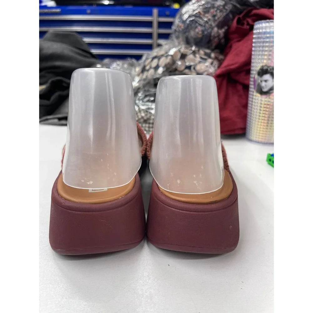 FitFlop Microwobbleboard Crochet Stripe Platform Sandals Burgundy Womens 7